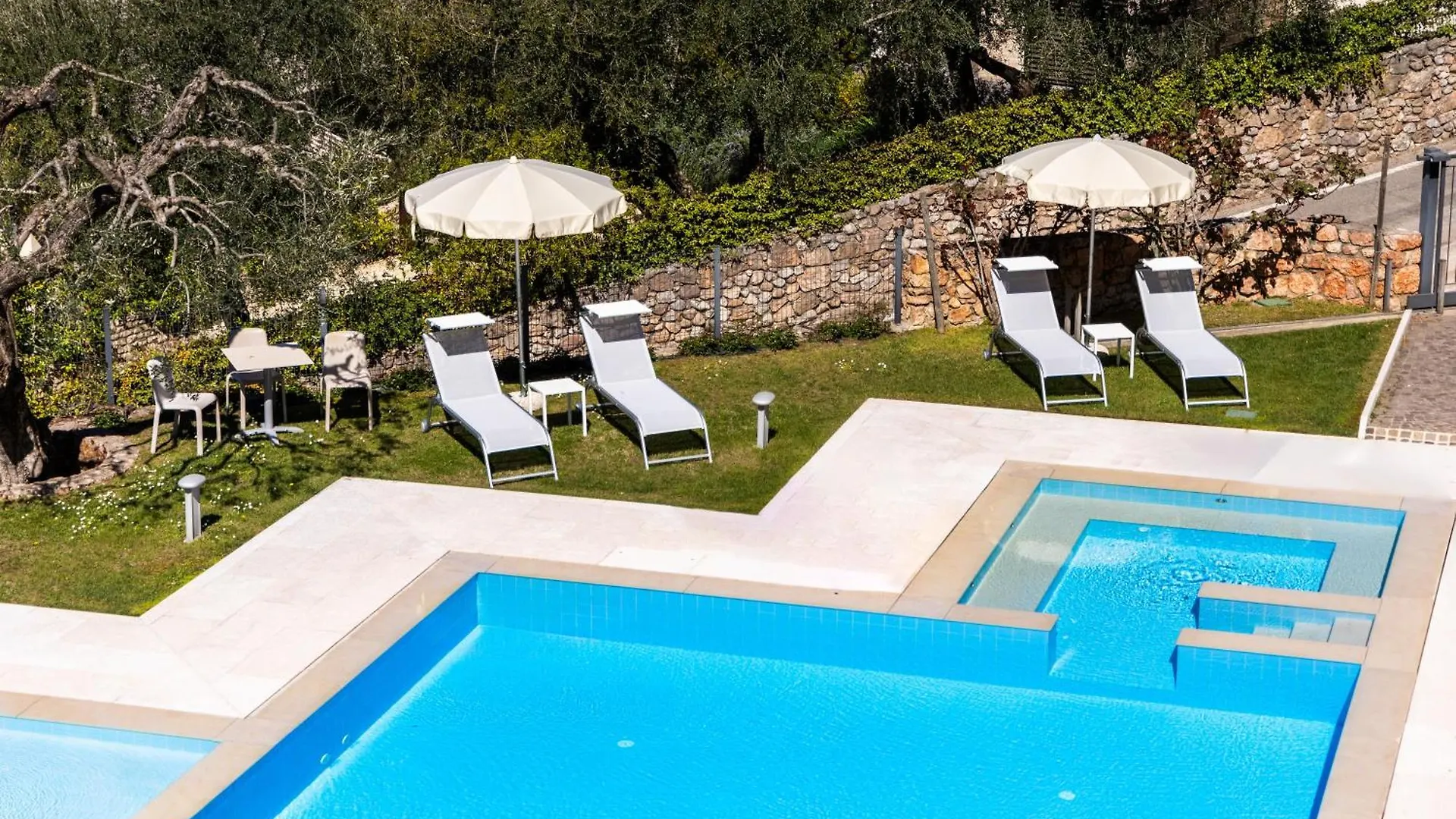 Residence La Corte Danese Torri Del Benaco 2*,  İtalya