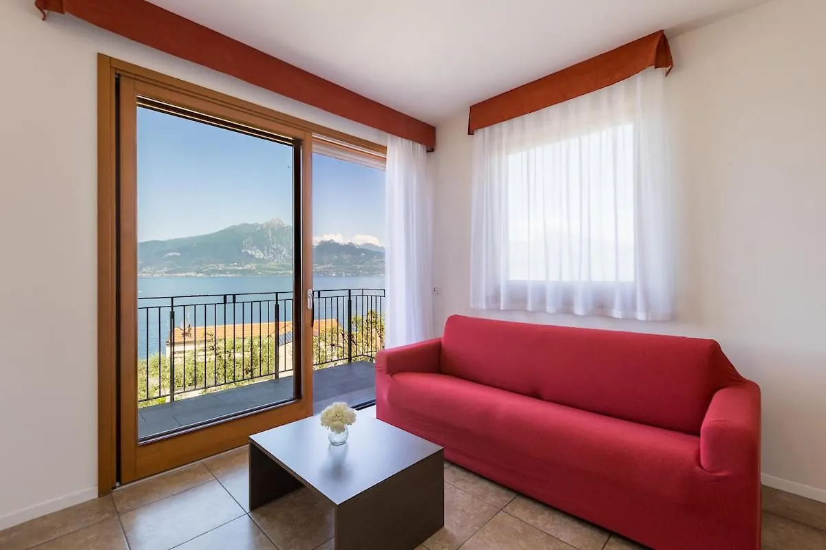 ** Apart Otel Residence La Corte Danese Torri Del Benaco İtalya