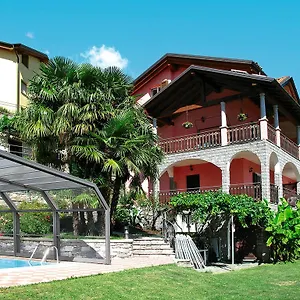 Casa Rosa , Gera Lario Italien