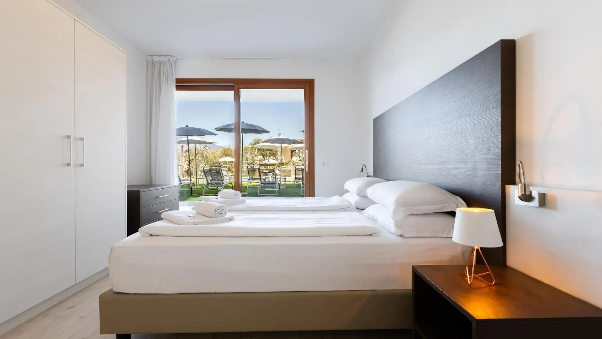 Residence La Corte Danese Torri Del Benaco Lejlighedshotel